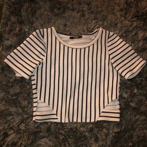 Cropped top